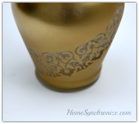 Arabesque vase