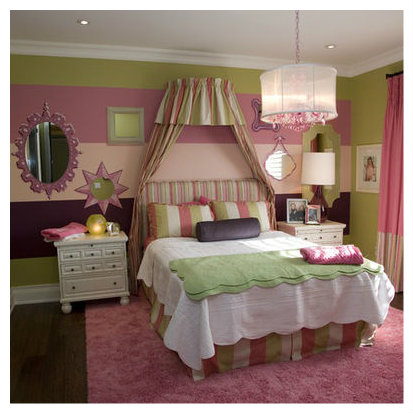 One Fabulous Little Girl's Bedroom Accent Wall